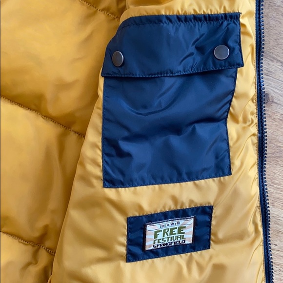 50% Down Vest - Picture 6 of 8